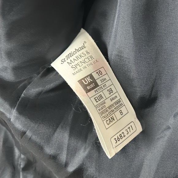 Marks & Spencer Dark Navy 100% Wool Single Breasted Blazer EUR 38 petite fit - Picture 11 of 16